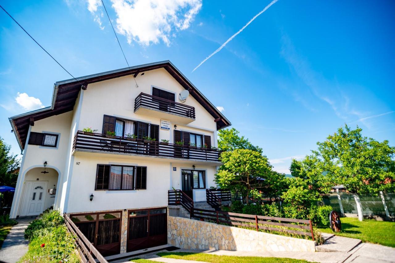 Apartments Fuma Otočac Exterior foto